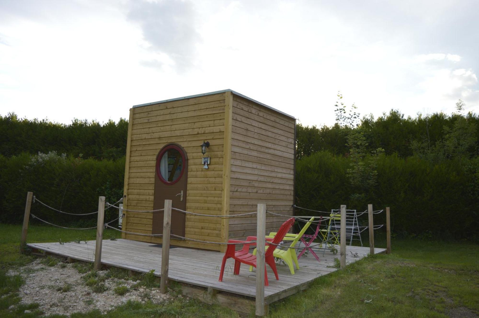 Le Village Des Monedieres Chamberet Экстерьер фото